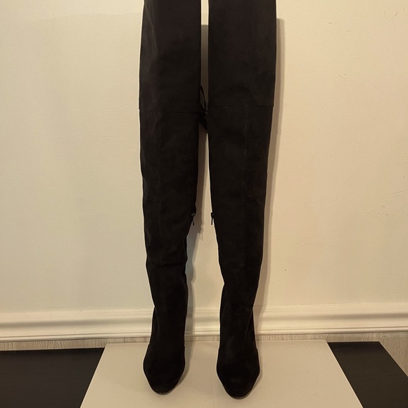 Shoe Dazzle Over-the-Knee Boot - Picture 6 of 6